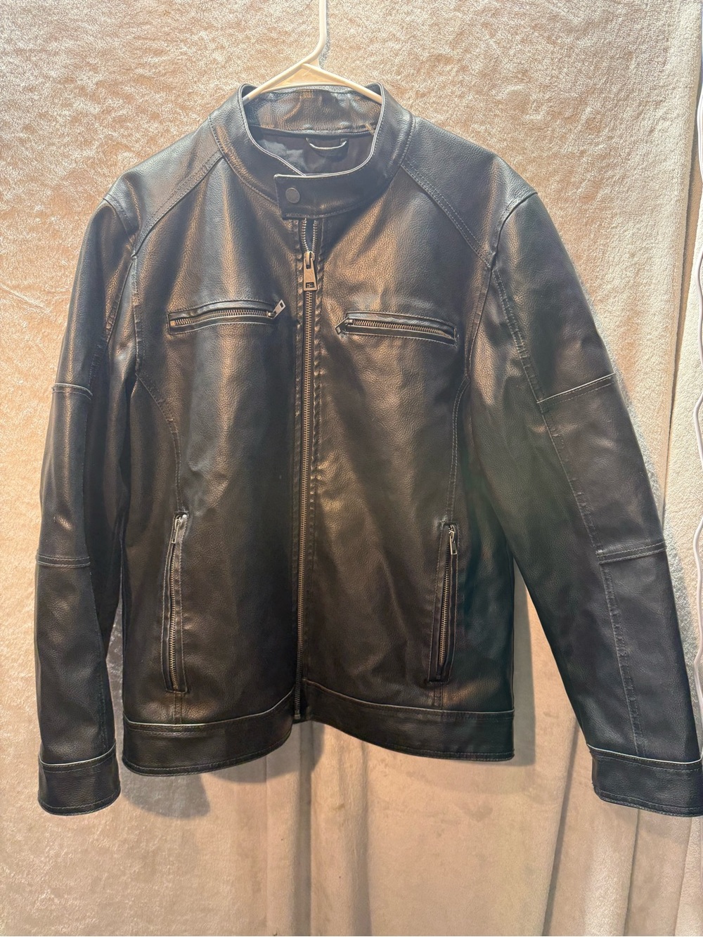 Black Rivet Men's Black Leather Bomber Jacket